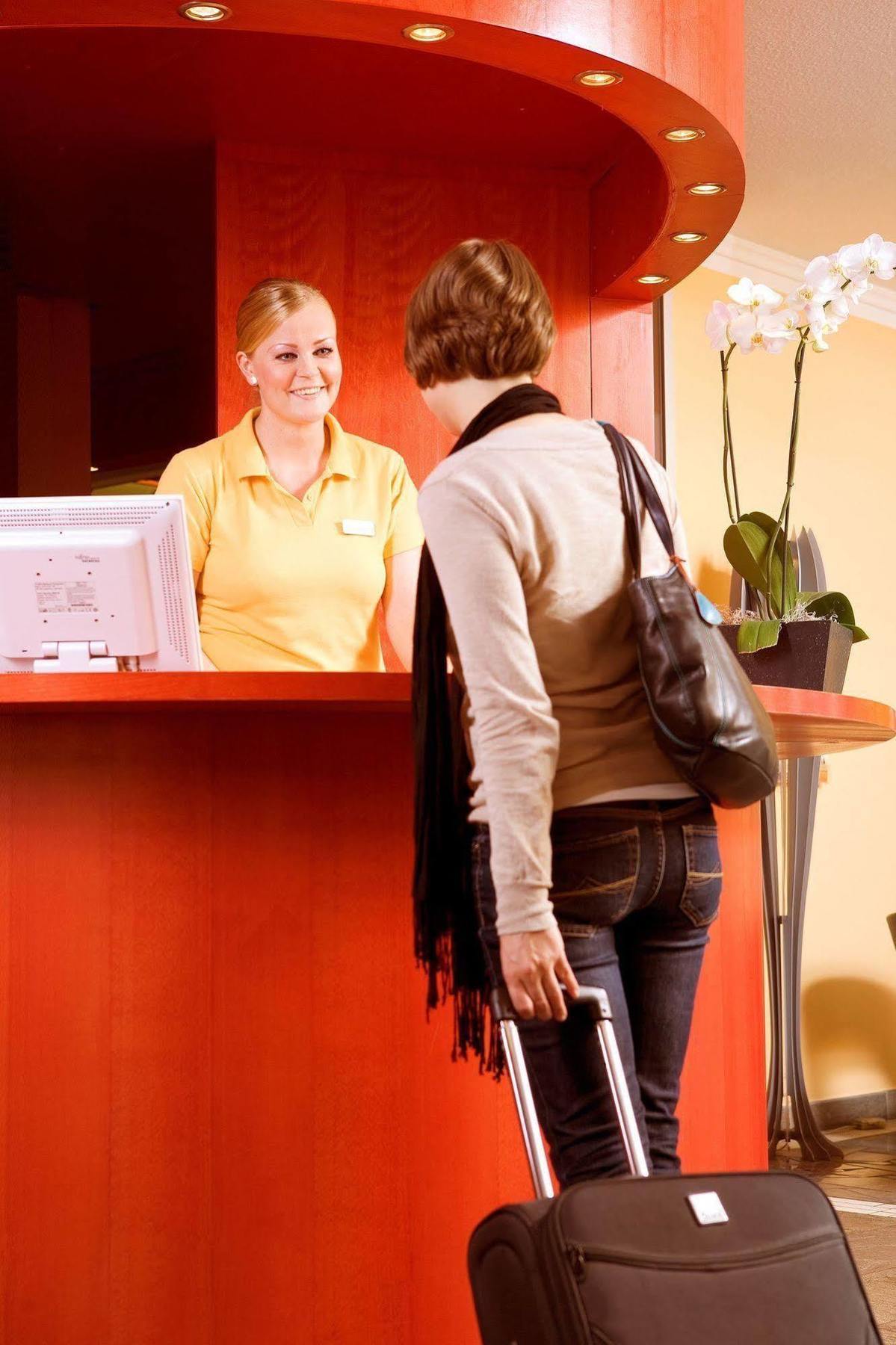 Vienna House Easy By Wyndham Rostock Hotel Kültér fotó